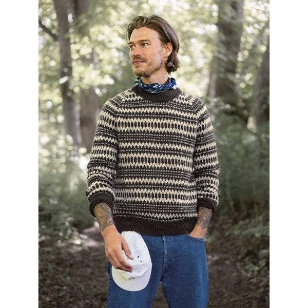 2410 No. 05 - Kleiva Men's Sweater
