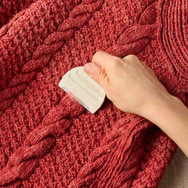 Cocoknits - Fuzz Off Comb